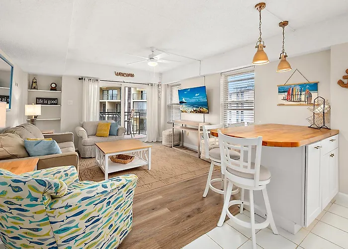 Apartment Cozy Retreat With Pool