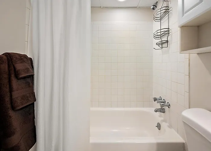 Apartamento Cozy Retreat With Pool